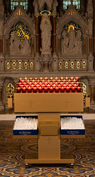 Lampadário 58 velas dourado